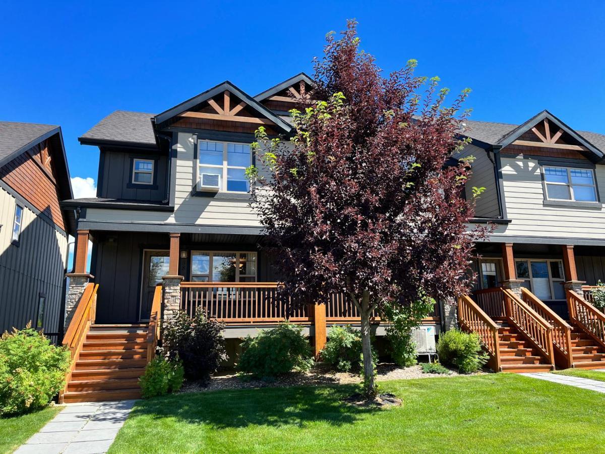 Perfect Base Invermere 3Bd Townhouse Mt Views With Garage Bagian luar foto